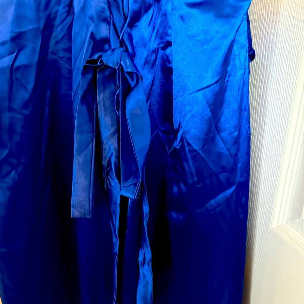 *NWOT long royal blue evening gown - Picture 8 of 8
